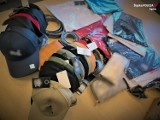 Na targowisku w Będzinie policjanci znaleźli mnóstwo podrabianych towarów. To prawie 400 koszulek, spodni i innych akcesoriów
