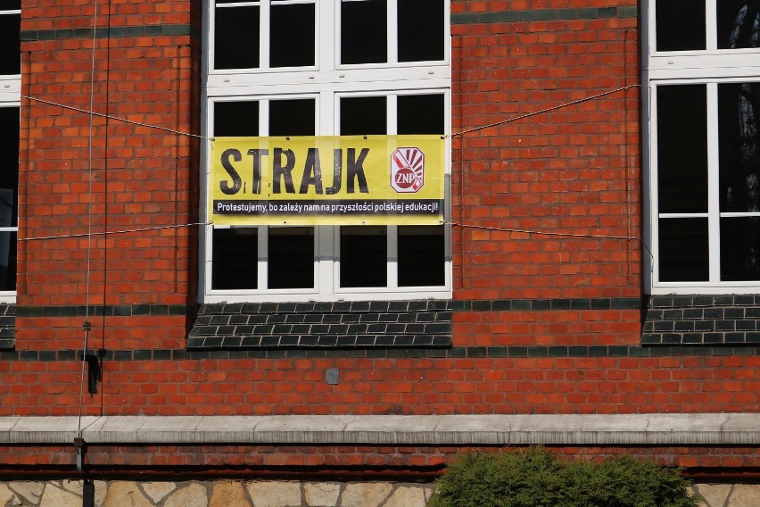 Trwa strajk nauczycieli w Rybniku