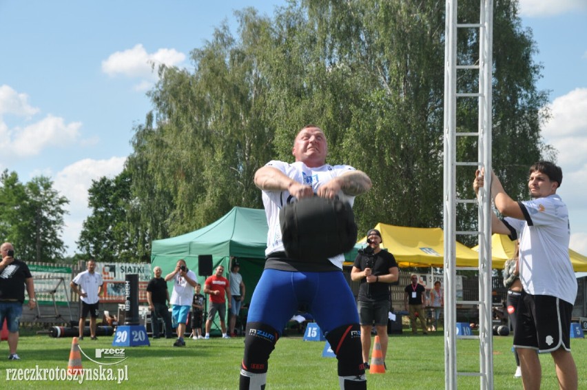 Strongman Krystian Makowiecki w bardzo dobrej formie. Na kolejnych zawodach zajął wysoką lokatę