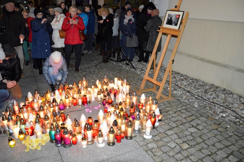 Sztum ku pamięci Pawła Adamowicza