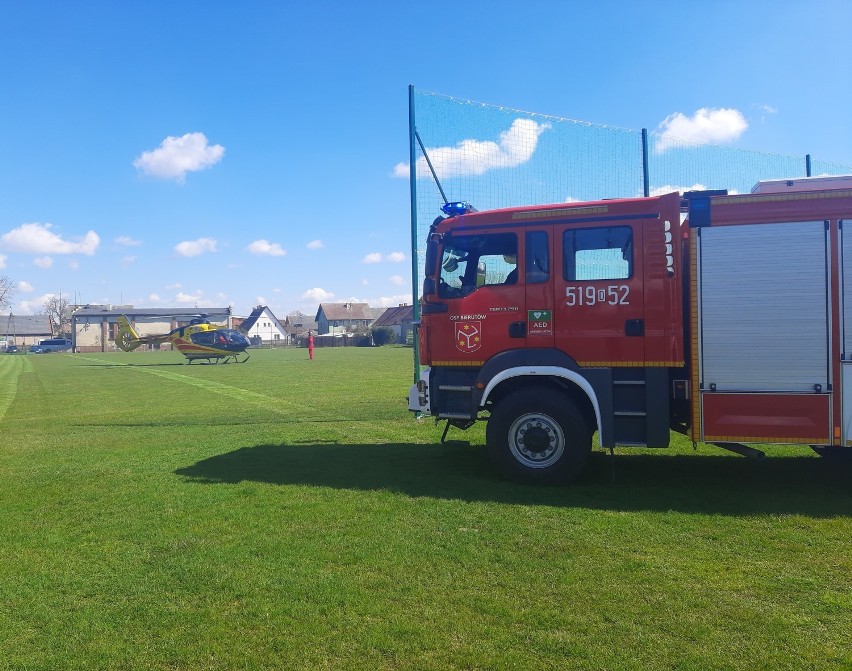 Śmigłowiec LPR lądował na stadionie w Bierutowie