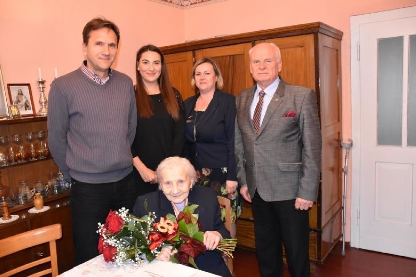 Pani Leokadia Woś z Grodziska Wielkopolskiego świętowała jubileusz 95-tych urodzin