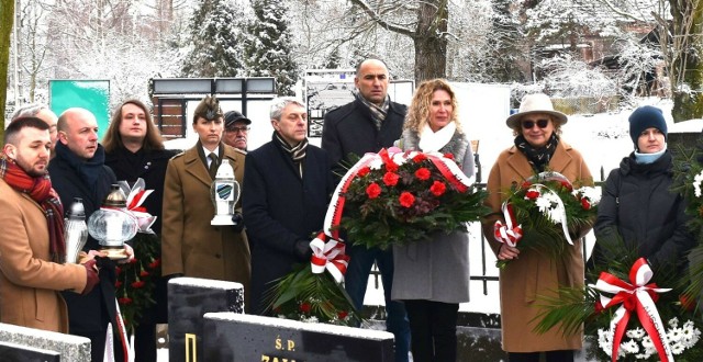 Na cmentarzu w Brzeszczach odbyła się uroczystość upamiętnienia ofiar Marszu Śmierci więźniów niemieckiego obozu Auschwitz-Birkenau