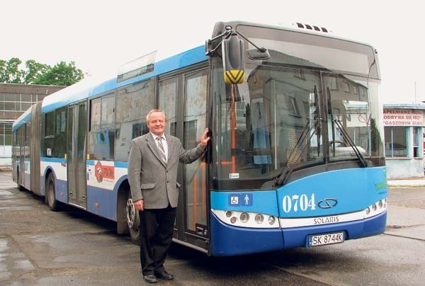 W ciągu trzech lat kupimy 43 nowe autobusy - mówi Stanisław Paks, wiceprezes PKM Świerklaniec