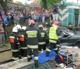 Wypadek na przejeździe kolejowym w Głuchołazach. Spokojnie - to tylko ćwiczenia [ZDJĘCIA]