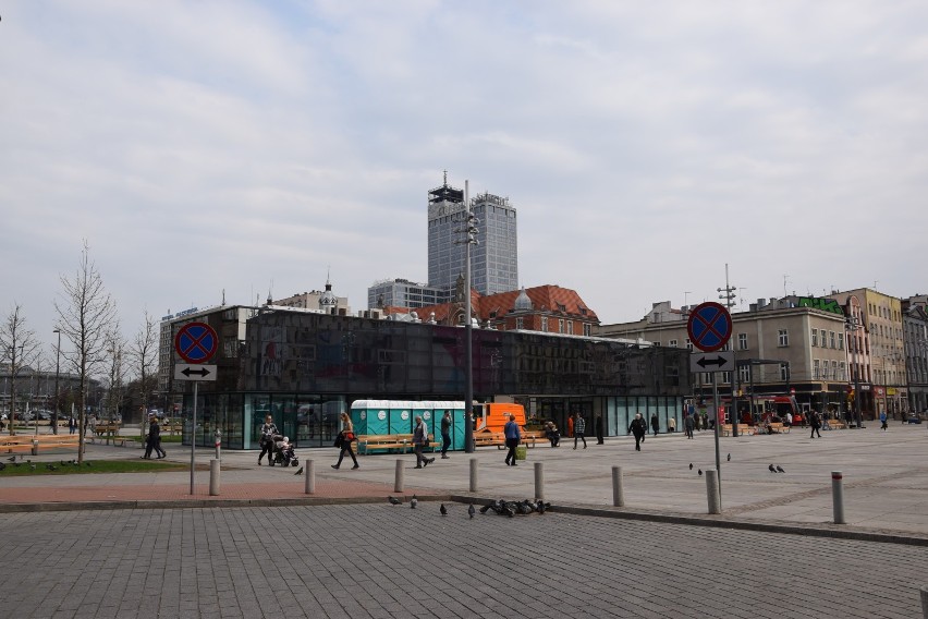 Pawilon na rynku w Katowicach