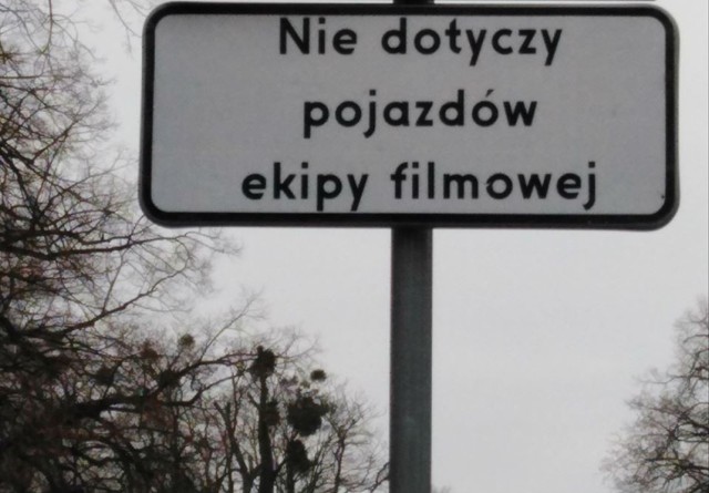 Zakaz parkowania, filmowcy, Wrocław.