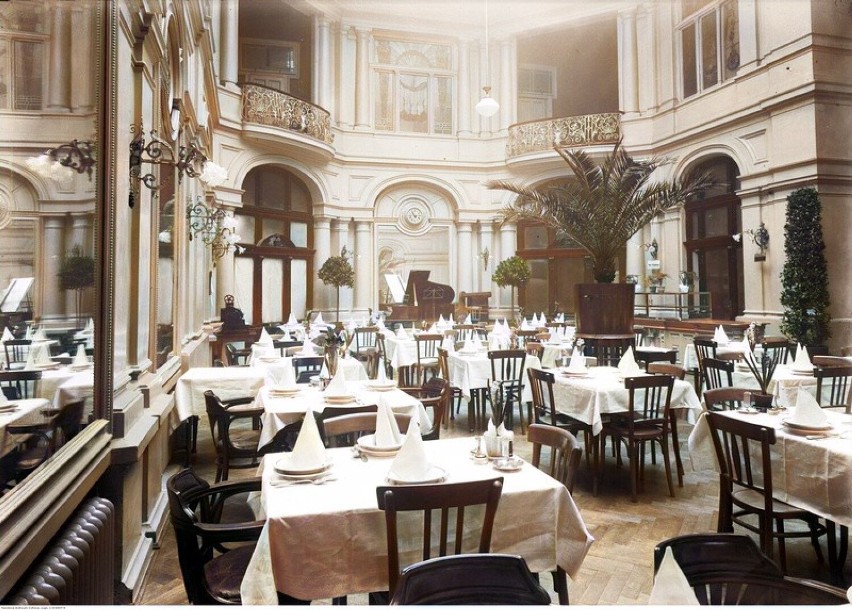 Sala restauracyjna w Grand Hotelu.