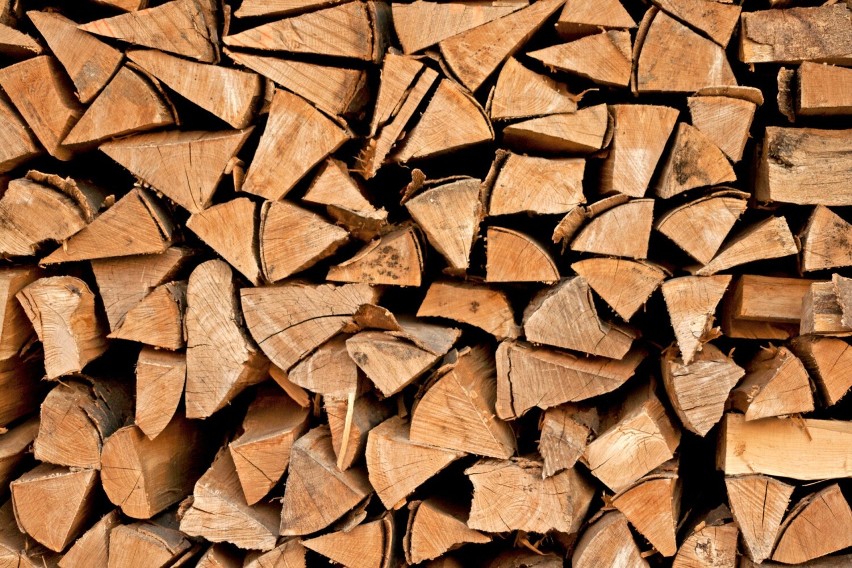Jak przedstawiają się orientacyjne ceny drewna opałowego?...