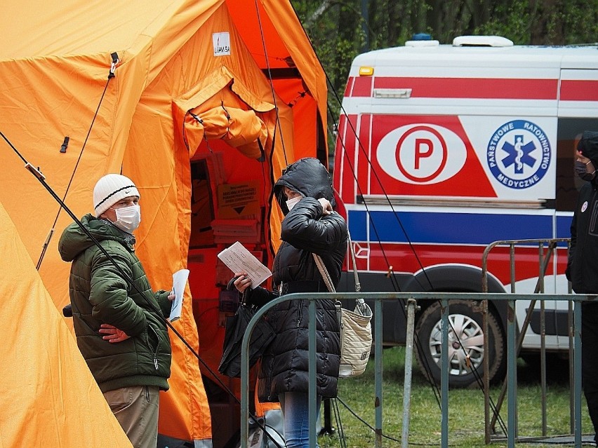 Kolejny mobilny punkt szczepień będzie działał w niedzielę w...