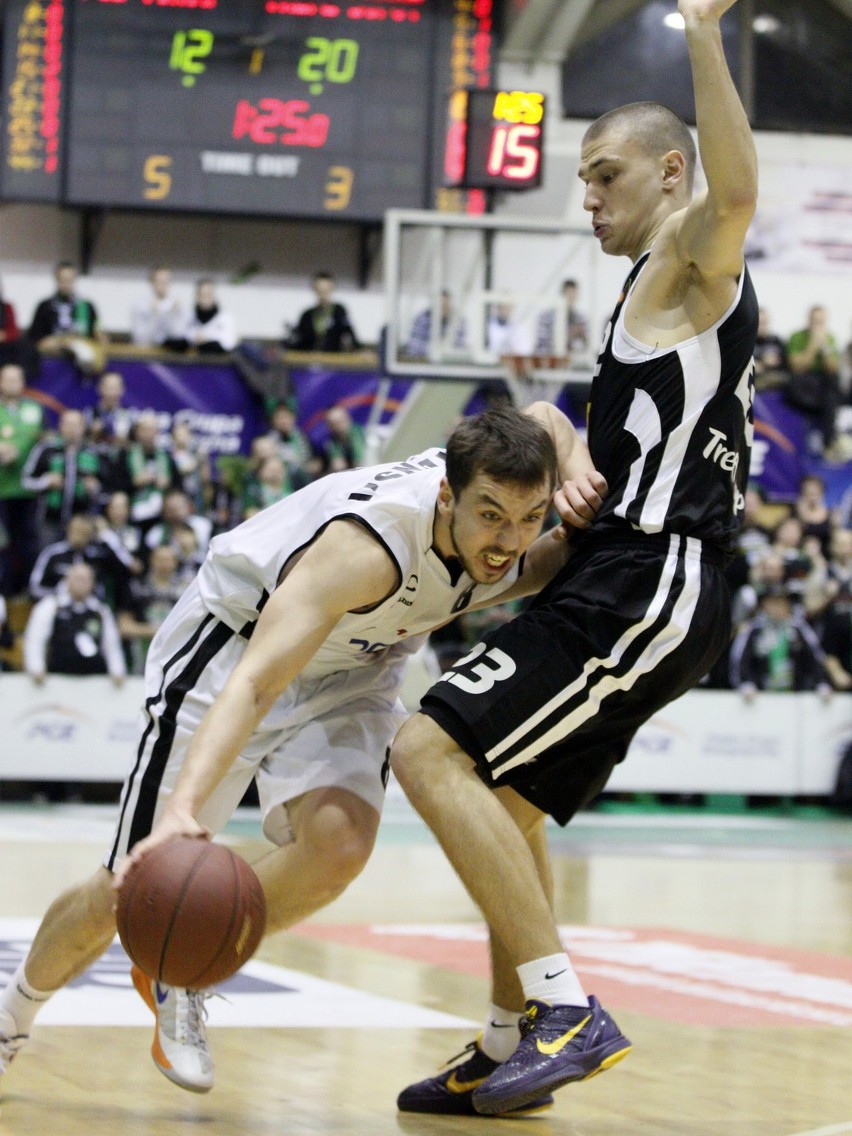 Zgorzelec. PGE Turów Zgorzelec wygrał z Treflem Sopot 77:75. (ZDJECIA)