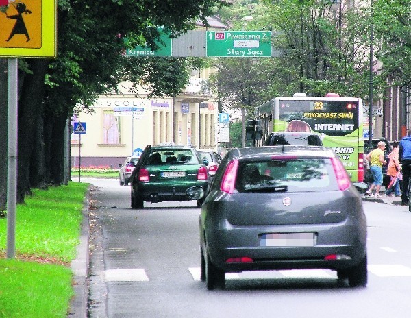 Nie wiadomo dokąd kieruje ten drogowskaz