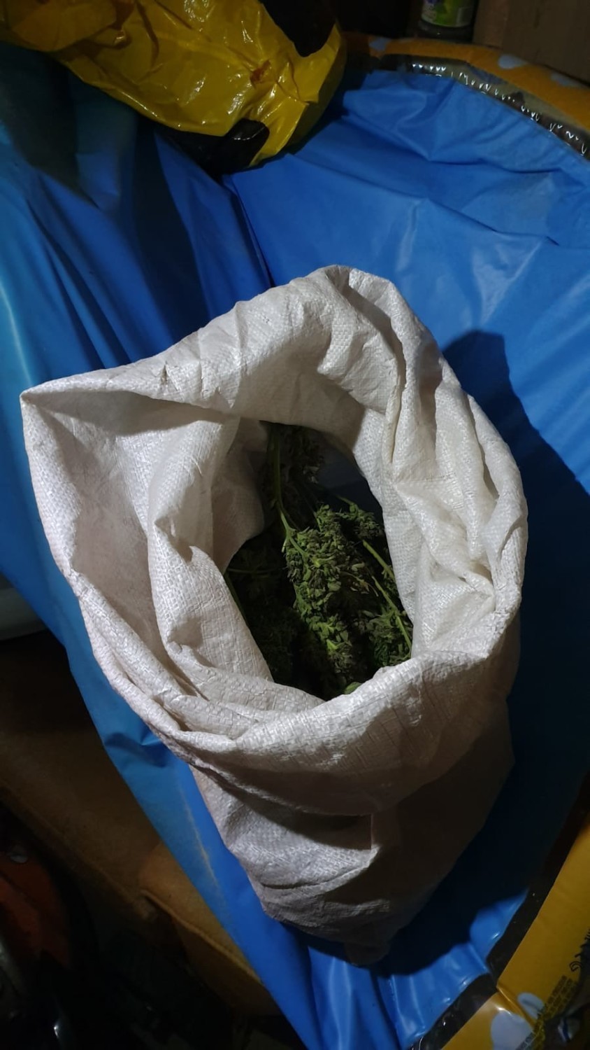 Dwa kilogramy marihuany w stodole. Młody rolnik zatrzymany! (ZDJĘCIA)