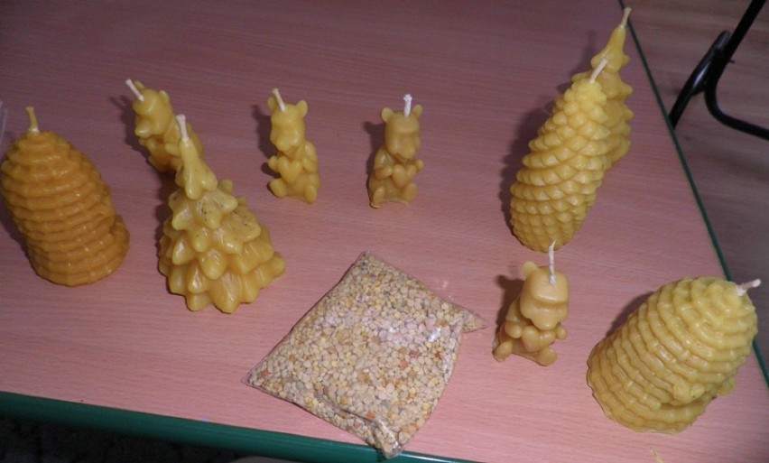 Figurki z wosku pszczelego