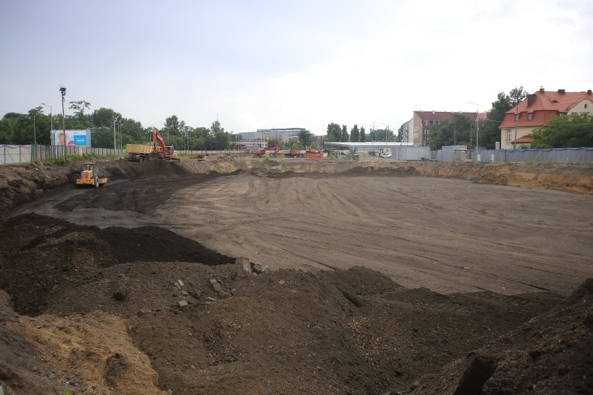 Budowa centrum przesiadkowego Sądowa w Katowicach