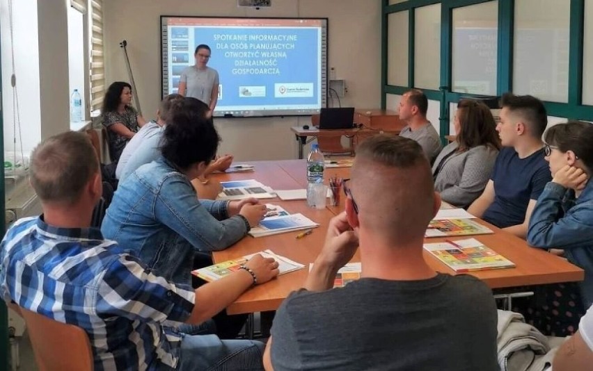 Spotkanie „Czas na biznes (?)”. Zapraszają PUP Radomsko, Starter i RIPH