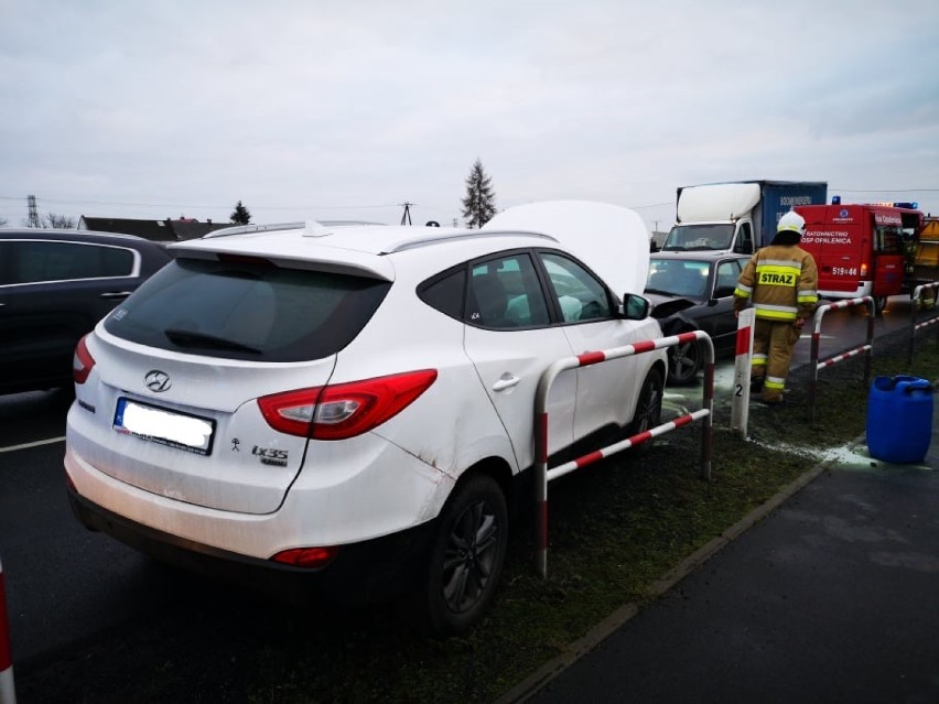 Zderzenie BMW i Hyundaia na trasie Opalenica - Grodzisk