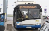 Autobusy i trolejbusy komunikacji miejskiej w Gdyni ponownie jeżdżą częściej. Uruchomiono zawieszone linie