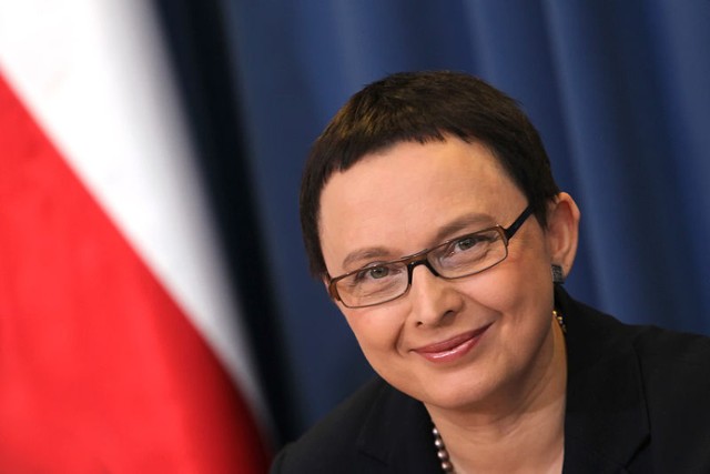 Bardzo niskie poparcie uzyskała także minister Hall.