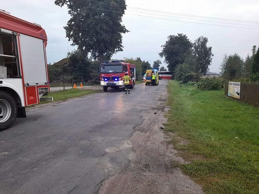 Śmiertelne potrącenie pieszego w Polskowoli w pow. janowskim. 52-latek został potrącony przez motocykl