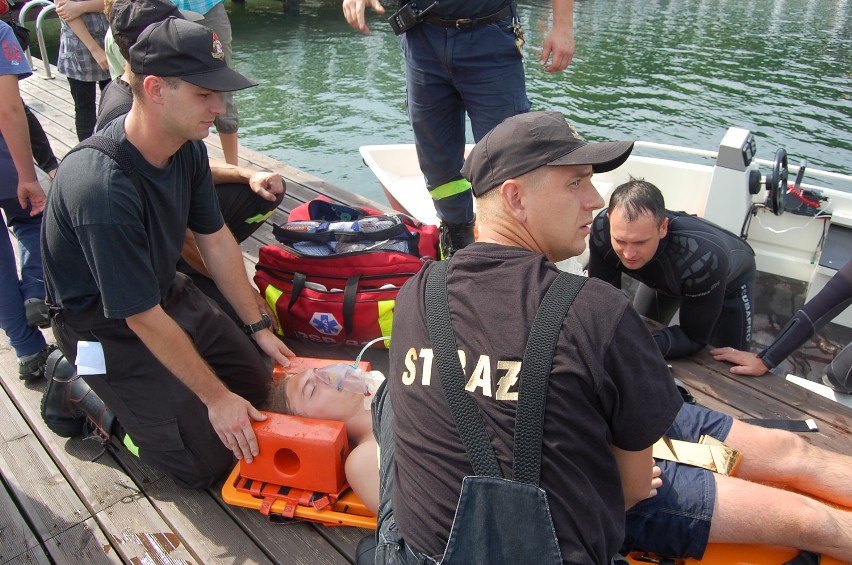 Kajakarz tonął na jeziorze Jeleń. WOPR pomógł