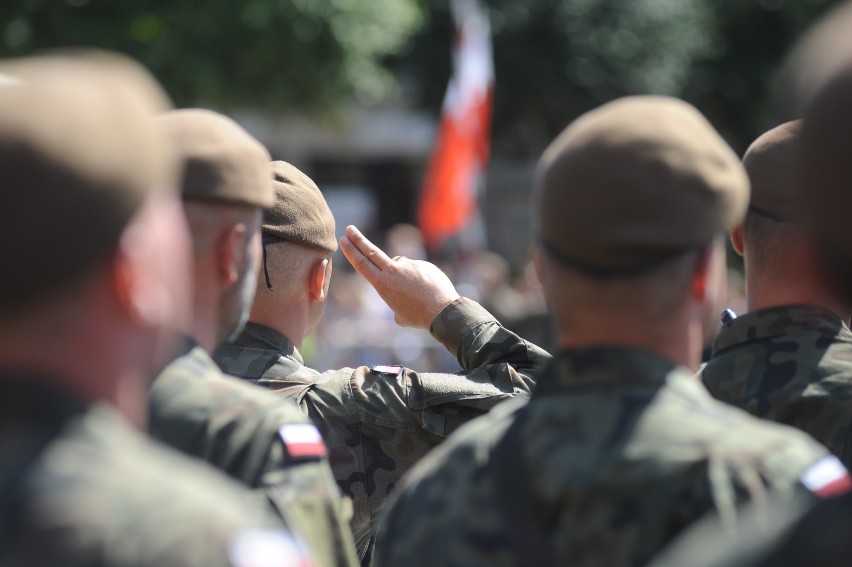 Pierwsi wielkopolscy terytorialsi złożyli dziś przysięgę w Lesznie