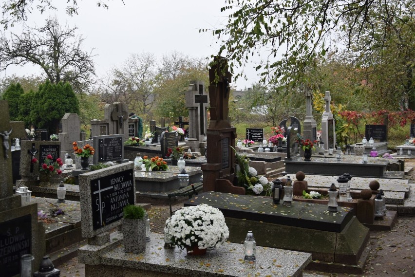 Jak znaleźć grób, którego szukasz? Cmentarz przy ulicy Kaliskiej w Pleszewie dołączył do internetowej wyszukiwarki