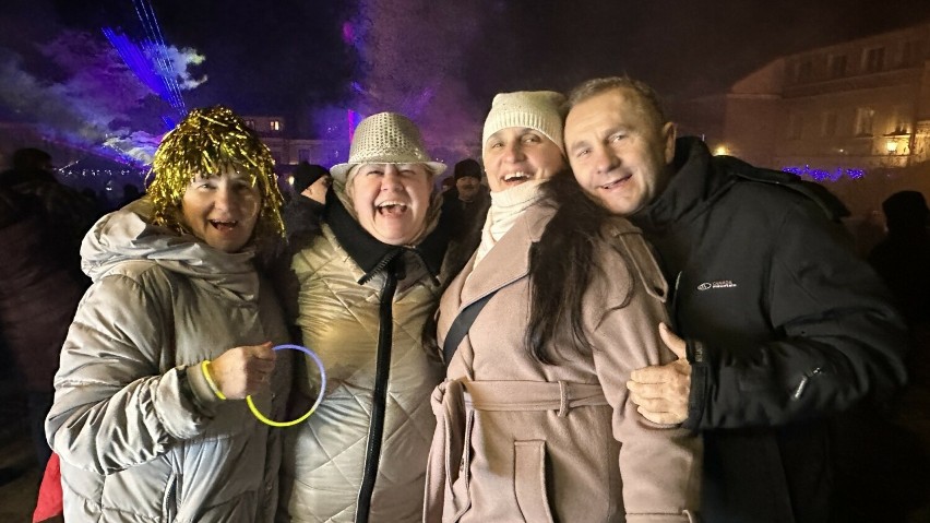 Mieszkańcy Sandomierza Nowy Rok przyjęli z uśmiechami na...
