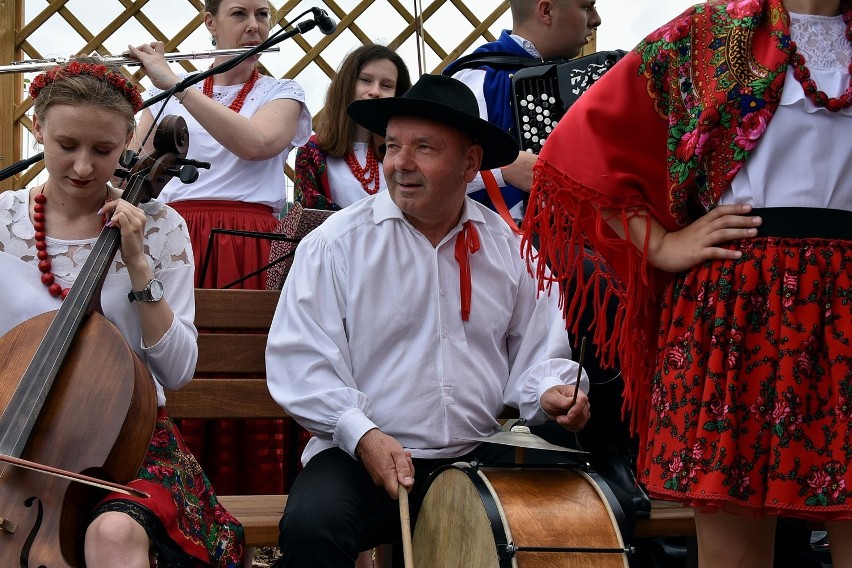 Gorlice. Za 2 miliony powstał w Bobowej piękny park [ZDJĘCIA]