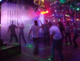Nalot na poznańskie kluby: DJ-e grali piracką muzykę