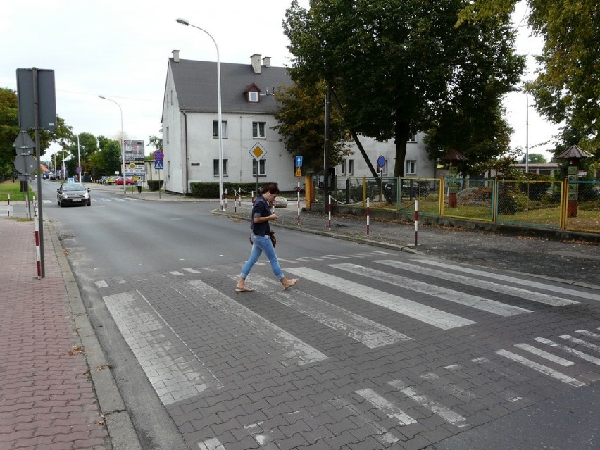 Sieradz wywalczył nowoczesne przejście dla pieszych w akcji Fundacji PZU "Stop wariatom drogowym"