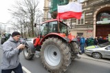 Rolnicy protestują w Szczecinie. Ciągniki pod siedzibą ANR [ZDJĘCIA, WIDEO]