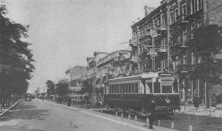 Jedno z pierwszych zdjęć sosnowieckich tramwajów. Jeden z...