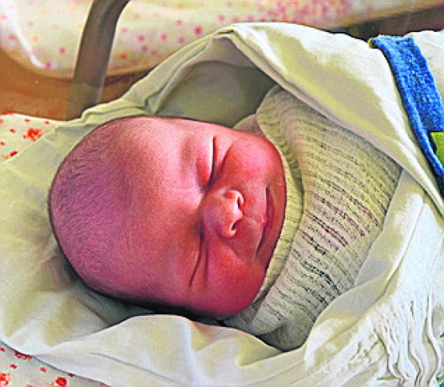 Hanna Woźniak  z Twardogóry urodziła się 29 października o godz. 12.37. Waży 2950 g, mierzy 53 cm.
