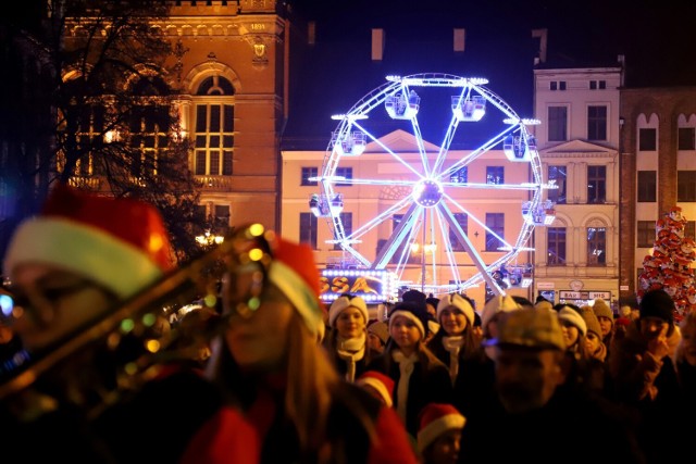 Jarmark Bożonarodzeniowy w Toruniu tradycyjnie zostanie otwarty pod koniec listopada. Jedną z atrakcji będzie koło widokowe