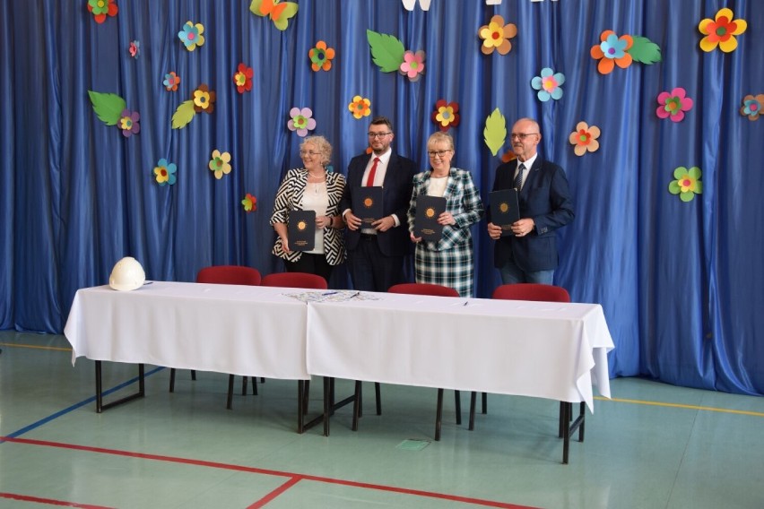 Podpisano umowę na rozbudowę budynku Powiatowego Zespołu Kształcenia Specjalnego w Wejherowie