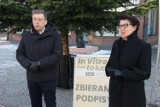 Politycy PO zbierali w Krotoszynie podpisy pod ustawą "Tak dla in vitro. In vitro to ludzie" [ZDJĘCIA + FILM]