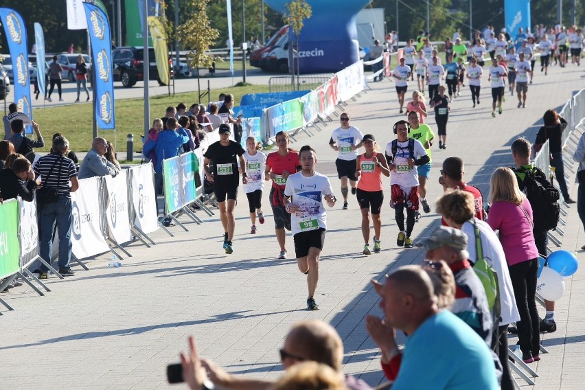 Migawki z poprzednich edycji maratonu w Szczecinie.