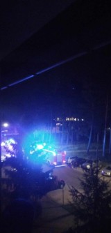 W nocy uderzył samochodem w drzewo przy ulicy Olimpijczyków w Lęborku