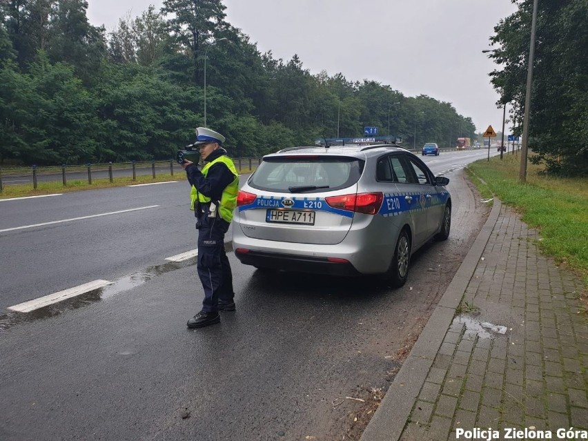 Okazało się, że mężczyzna miał sądowy zakaz pojazdów.