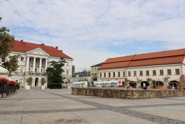 Zielone zmiany w centrum Kielc wkrótce się rozpoczną. Umowa z wykonawcą rewitalizacji zabytkowego śródmieścia została podpisana.