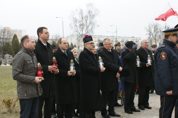 W trzecią rocznicę katastrofy w Smoleńsku