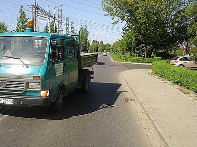 Będzin: Tragiczny wypadek na ul. Pokoju. Rowerzysta nie żyje