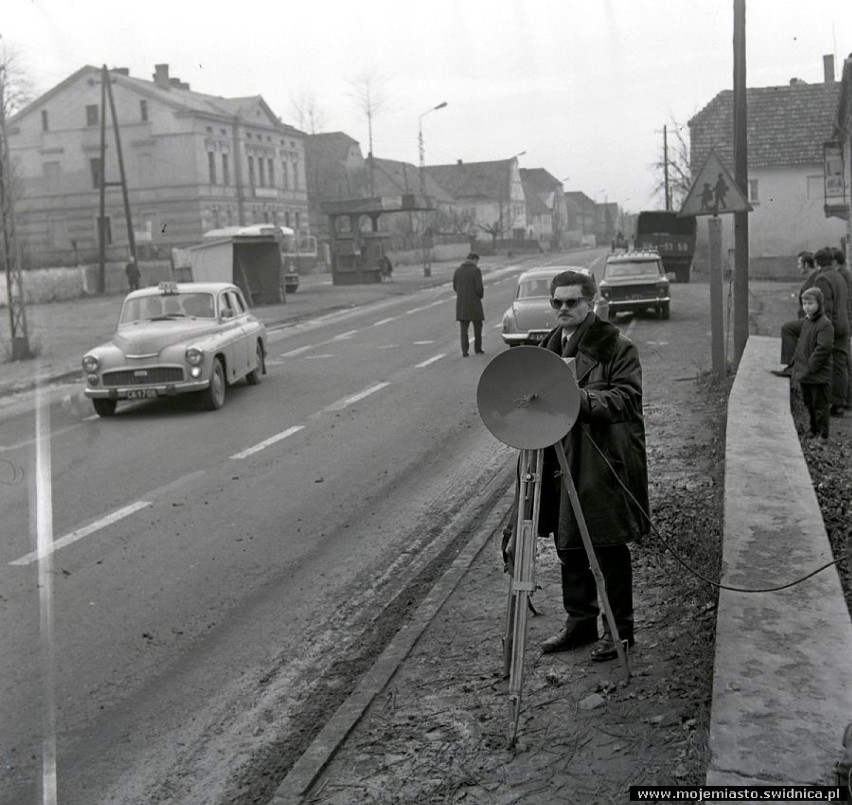 Duży fiat jako radiowóz, suszarka jako radar. Tak pracowała milicja! (ZOBACZ ZDJĘCIA)