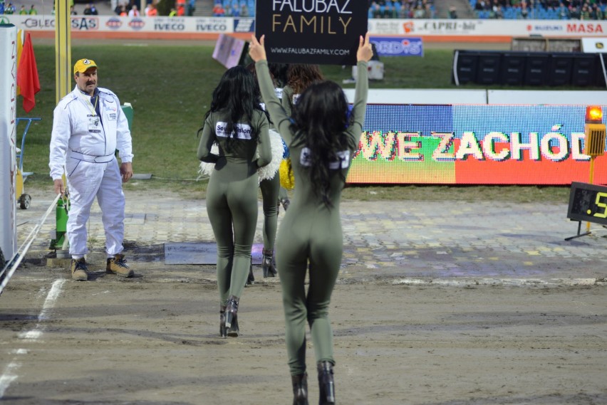 F16 Falubaz Girls to grupa dziewczyn doskonale znana nie...