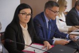 Radomsko: Na sesji rady powiatu o funduszach na oświatę i zmianach w budżecie [ZDJĘCIA]