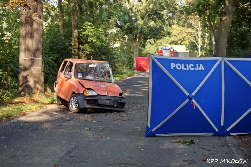 Tragiczny wypadek w Mikołowie. Dwie osoby nie żyją, trzy są w szpitalu. Zderzenie samochodów na Sosnowej