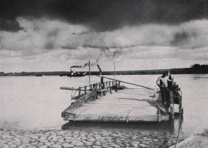 Historia: Leszkowy - dzieje żuławskiej wsi i jej mieszkańców po 1945 roku. Przyjechali pomagać i tu zostali [ZDJĘCIA