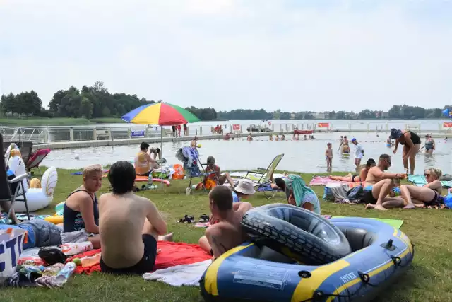 W weekend 24 lipca służby zjechały nad jezioro, by pokazać swój sprzęt i umiejętności, ale też  mówić o bezpieczeństwie