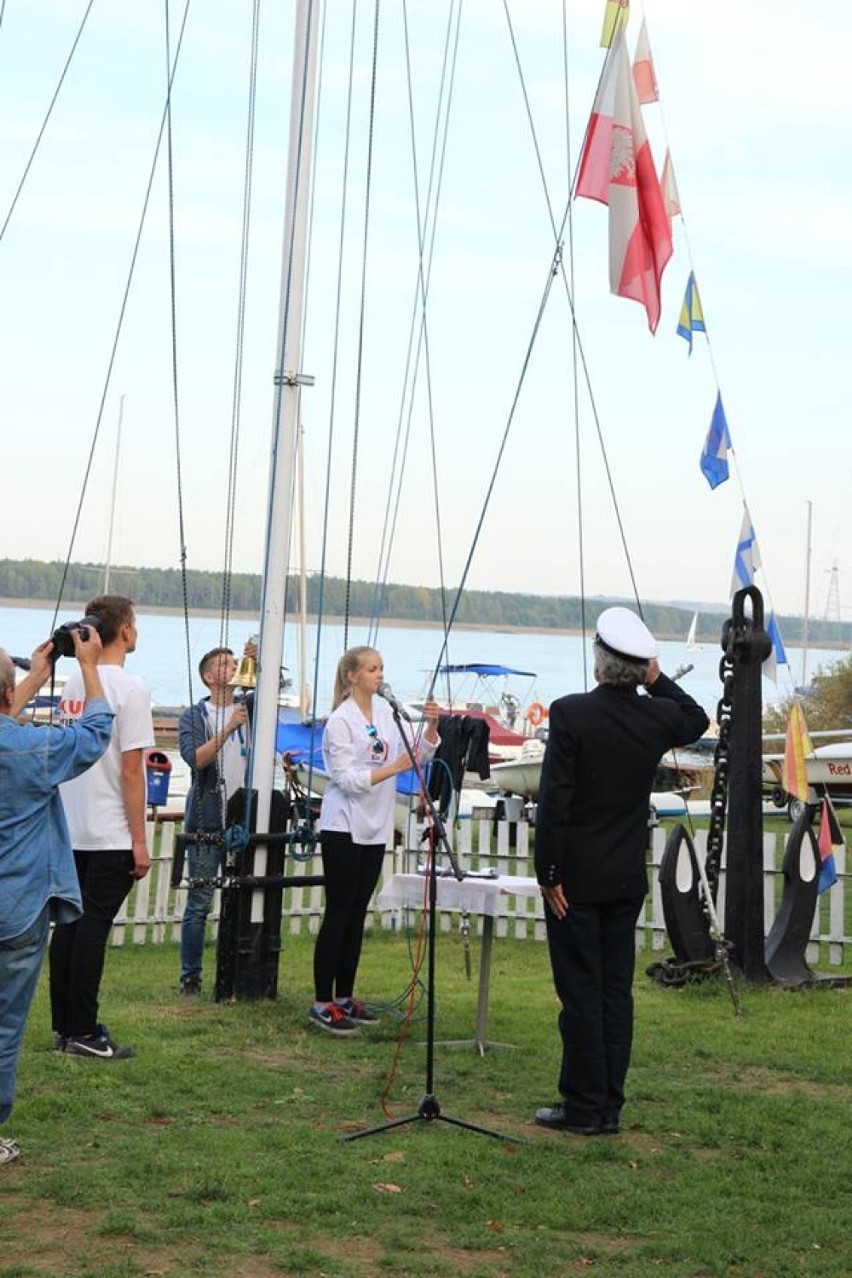Poraj: zakończenie sezonu żeglarskiego na Marinie Poraj. Bandera została opuszczona